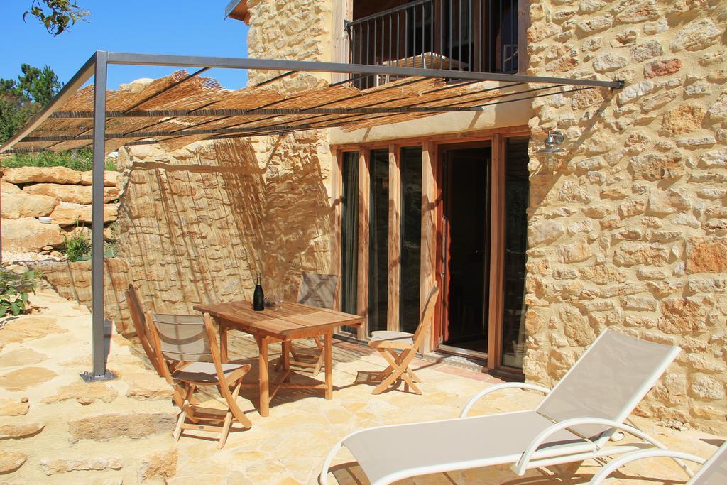 Отель Hollyoaks Estate Saint-Pons-la-Calm Номер фото